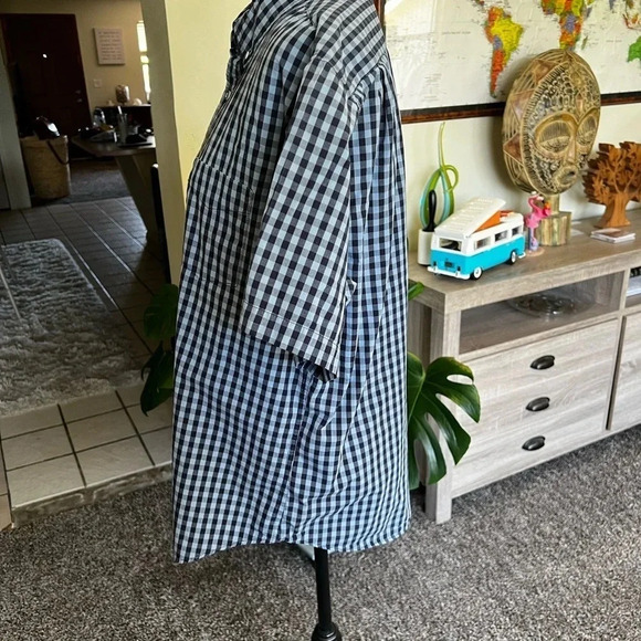 Beverly Hills Polo Club button down shirt - Picture 3 of 8